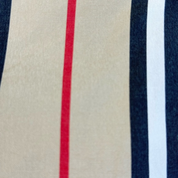 Burberry Tan Striped Tamara Icon Girls Sailor Shorts w/ Button Detail 10Y 140cm - Picture 8 of 16